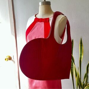 Heart Shaped Purse• Red• Faux Croc